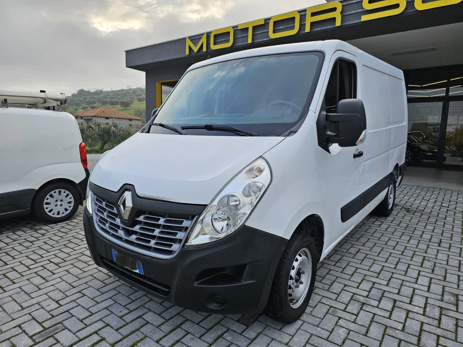 Renault Master 2.3 дизел  110 коня