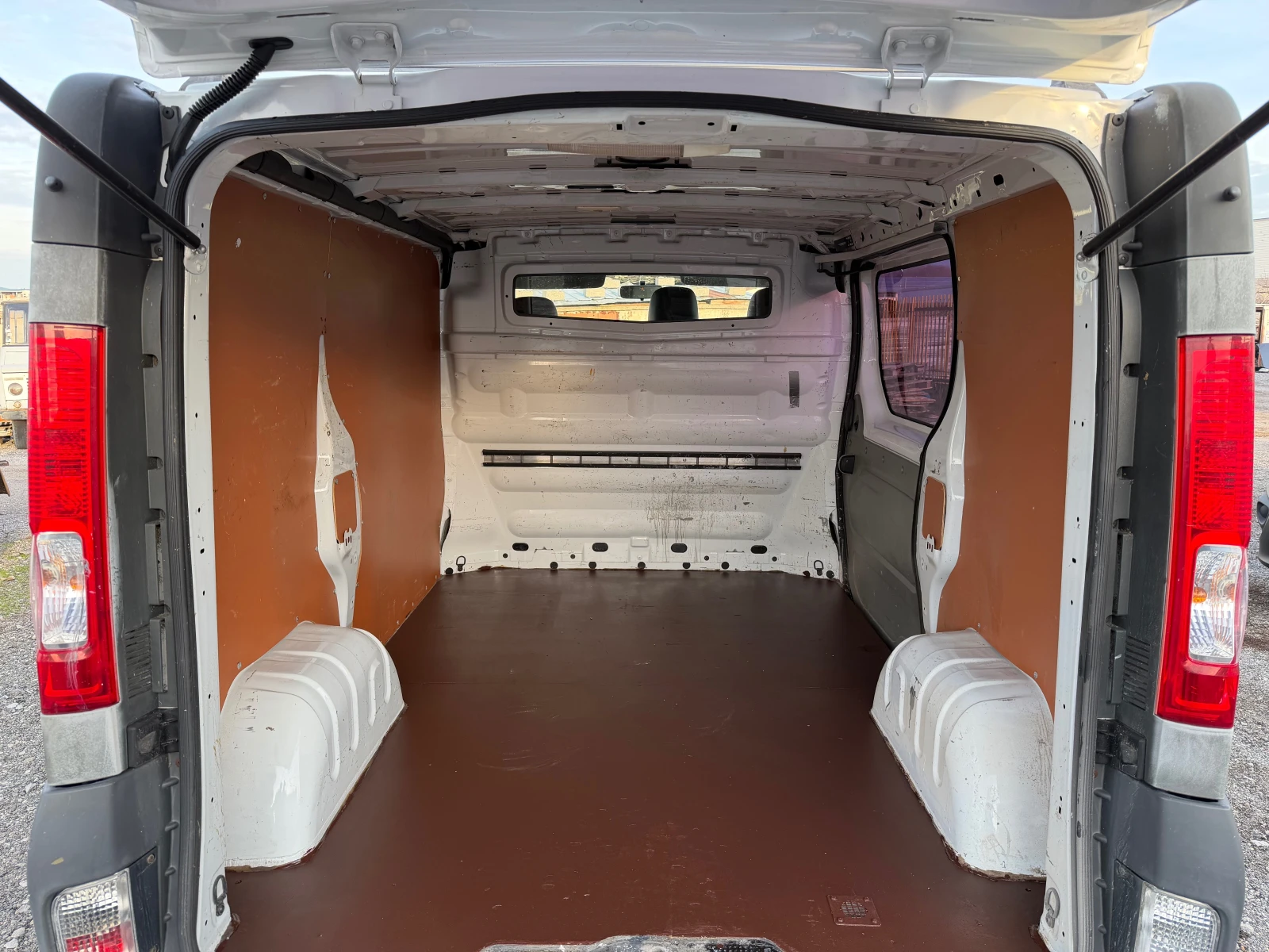 Renault Trafic 2.0DCI ������� | Mobile.bg � ����������� 15