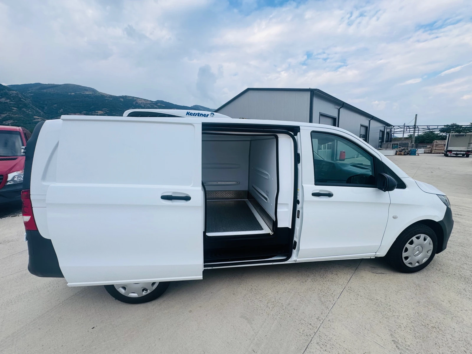 Mercedes-Benz Vito 116 Немски!Kerstner!Чисто нов!МАХИ!ТОП!ТОП!ТОП!-29, снимка 6 - Бусове и автобуси - 55136674