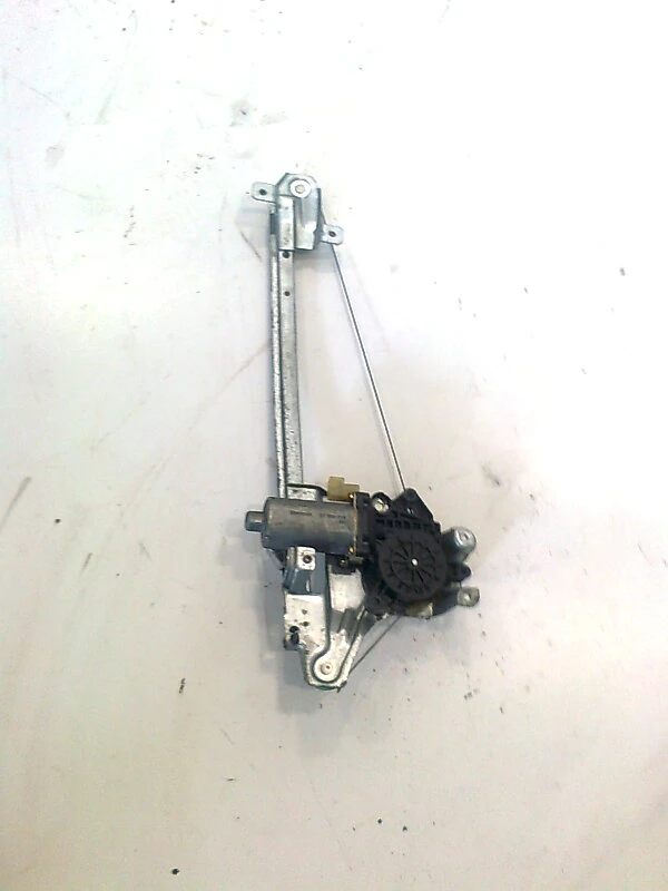 ел.машинка задно ляво стъкло за Сааб 9-5 2.0 турбо ,стъклоповдигач