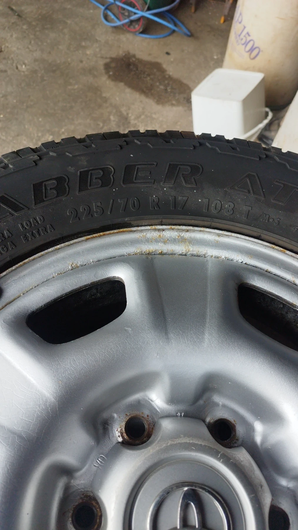    225/70R17  Toyota Land cruiser | Mobile.bg   3