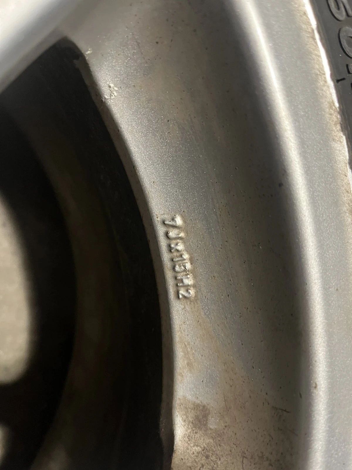 Гуми с джанти Други 195/60R15, снимка 4 - Гуми и джанти - 54115758