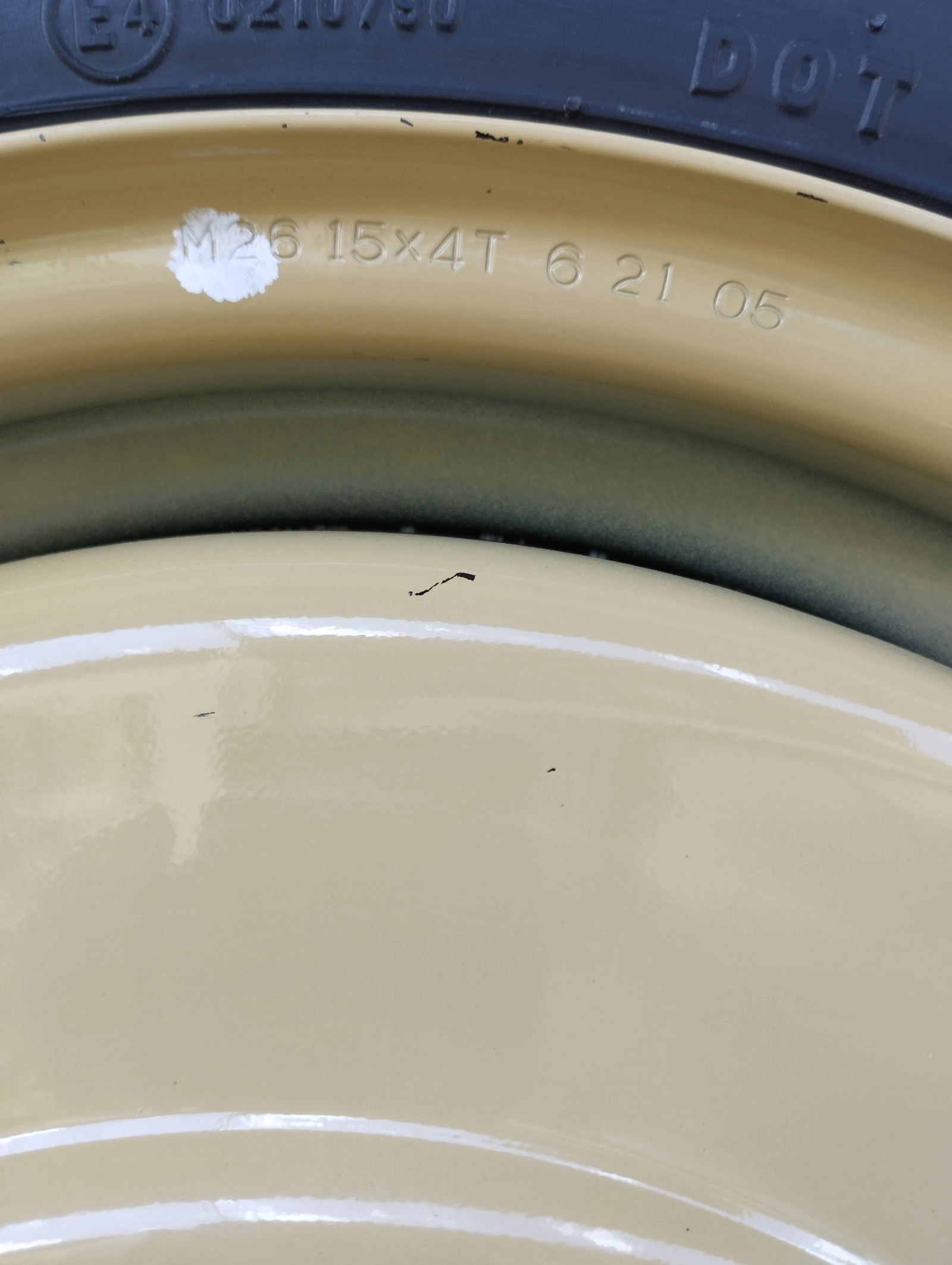 Гуми с джанти Toyo 115/70R15, снимка 2 - Гуми и джанти - 55232407