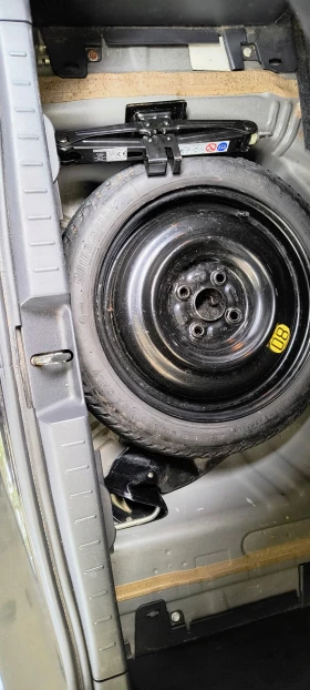 Toyota Yaris 1.33 vvt-i, снимка 14