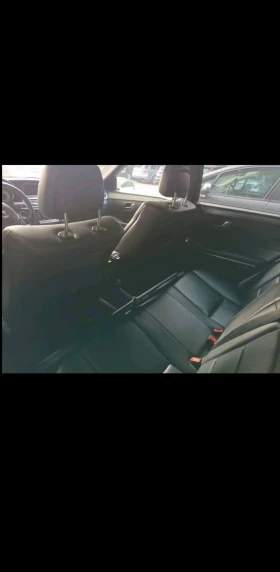 Mercedes-Benz E 200 2.2, снимка 6