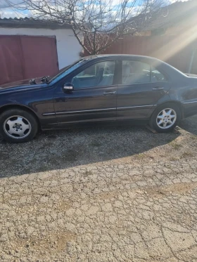 Mercedes-Benz C 220 2200, снимка 2