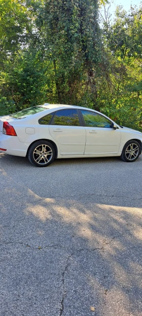     Volvo S40