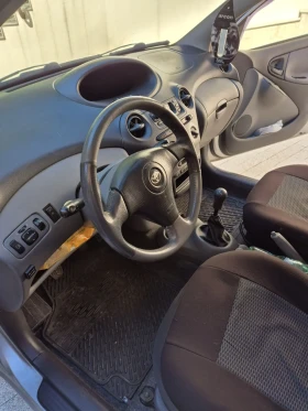 Toyota Yaris 1.3 | Mobile.bg    9