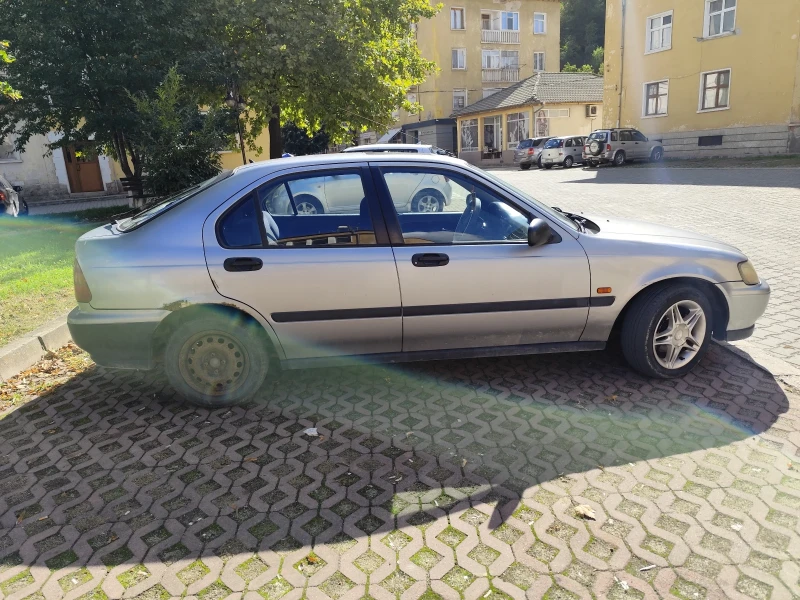 Honda Civic, снимка 4 - Автомобили и джипове - 47247584