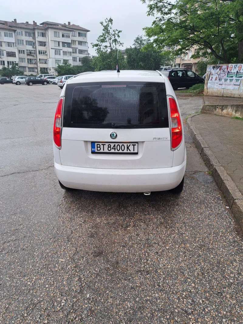 Skoda Praktik, снимка 2 - Автомобили и джипове - 48214479