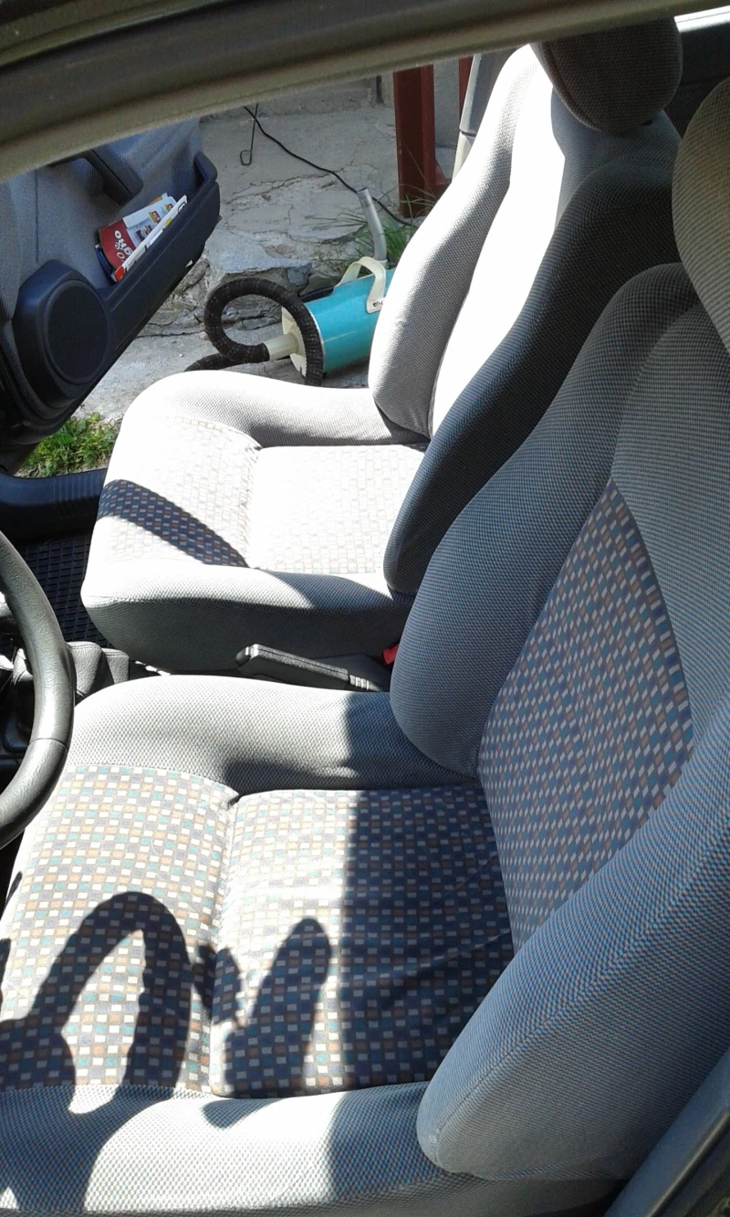 Renault 19 1993, снимка 4 - Автомобили и джипове - 51962777