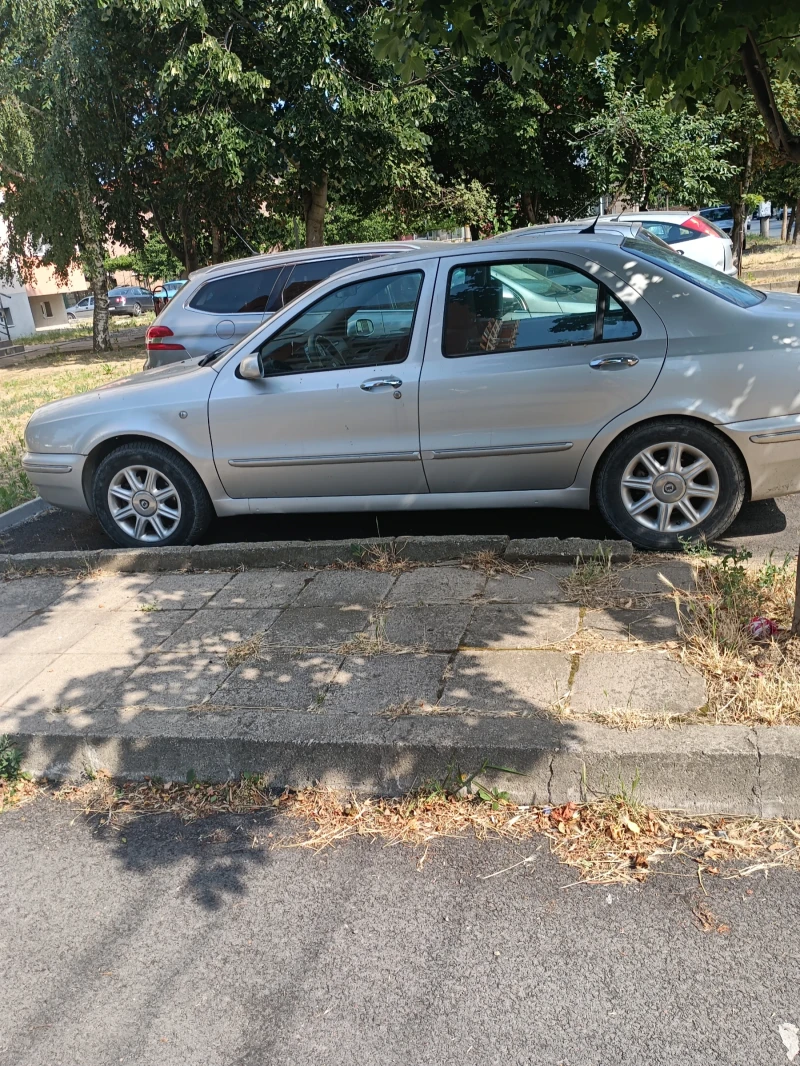 Lancia Lybra Седан, снимка 8 - Автомобили и джипове - 51744787
