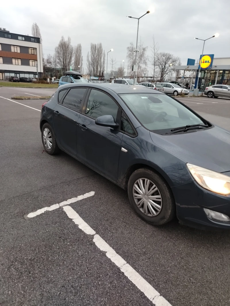 Opel Astra, снимка 4 - Автомобили и джипове - 51845170