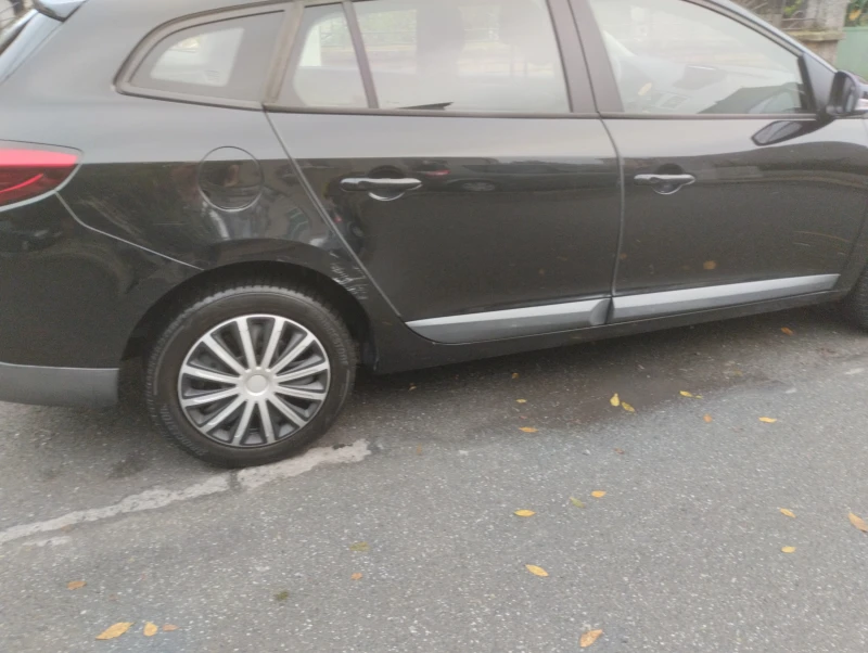 Renault Megane, снимка 4 - Автомобили и джипове - 52310457
