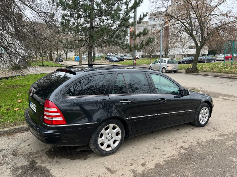 Mercedes-Benz C 220, снимка 7 - Автомобили и джипове - 52883642
