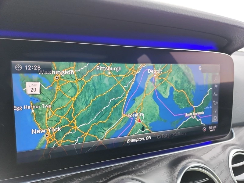 Mercedes-Benz E 300 С РЕГИСТРАЦИЯ & АВТО КРЕДИТ, снимка 11 - Автомобили и джипове - 53343555