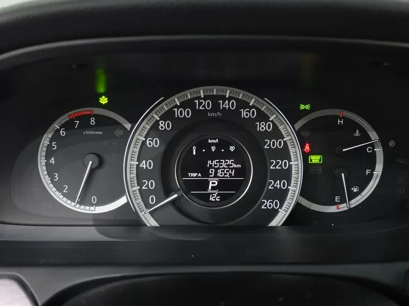 Honda Accord 2.4, снимка 8 - Автомобили и джипове - 54253483