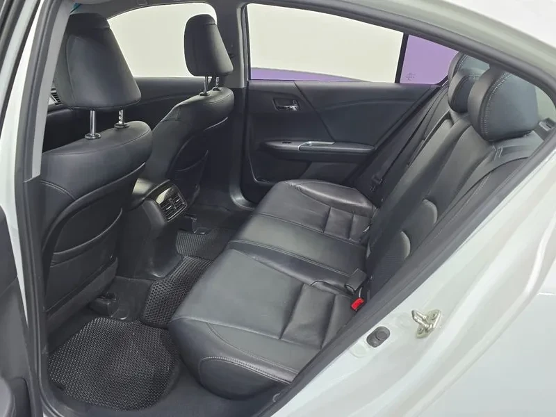 Honda Accord 2.4, снимка 12 - Автомобили и джипове - 54253483