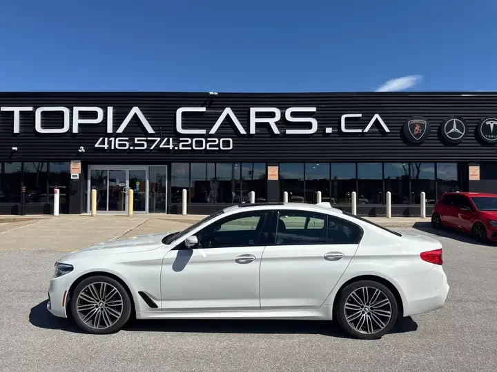 BMW 530 xDrive/M SPORT/PREMIUM ENHANCED/HEAD UP/H&K, снимка 5 - Автомобили и джипове - 55081992