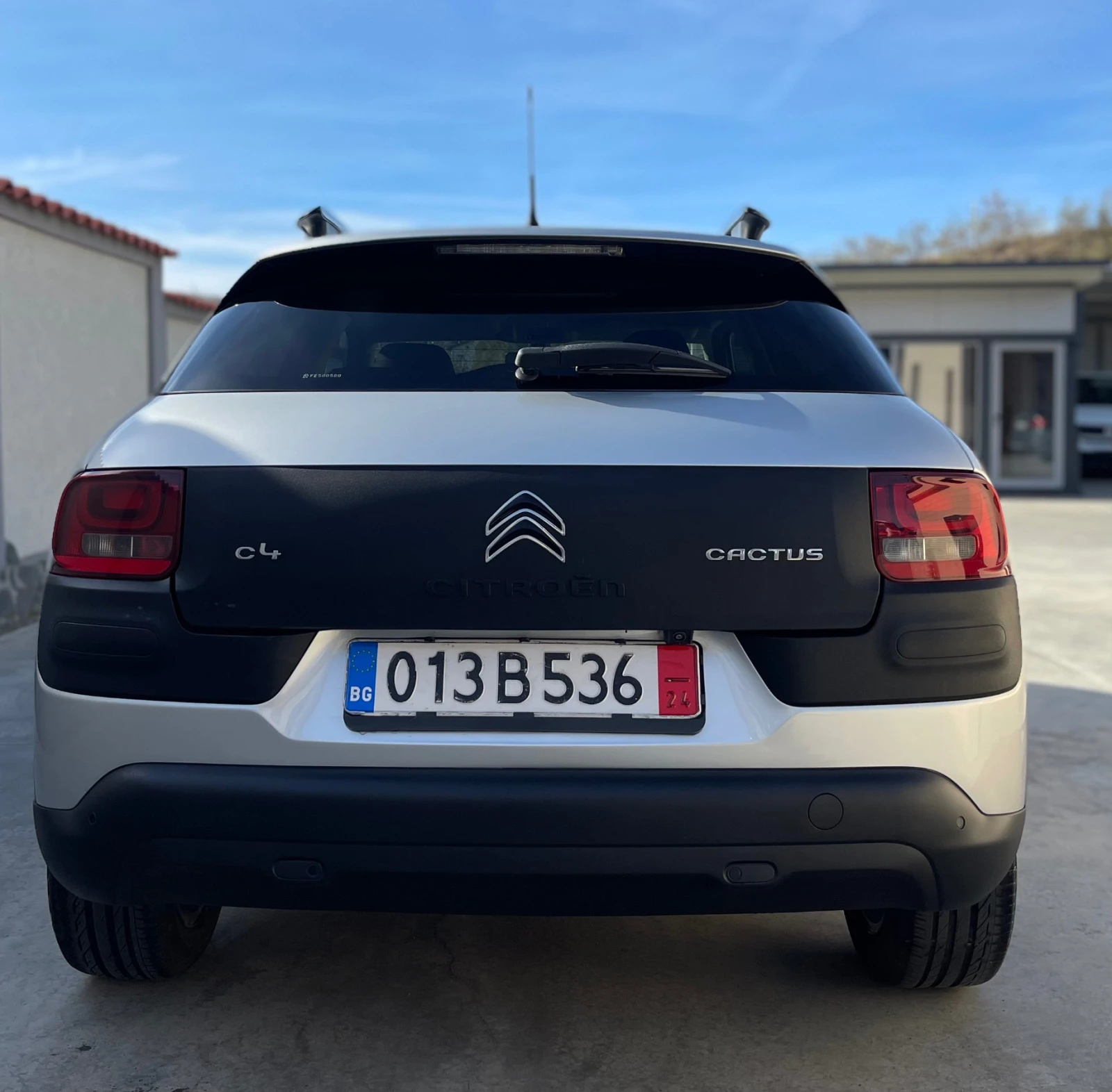 Citroen C4 Cactus 1.6 HDI Euro 6  - изображение 4