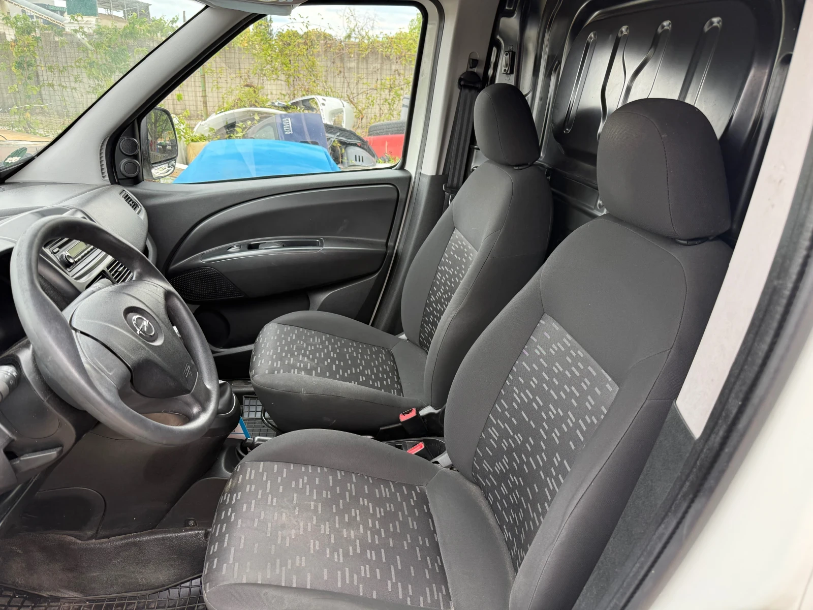 Opel Combo 1.3tdci дълга база, охлаждащ товарното помещение. - изображение 9