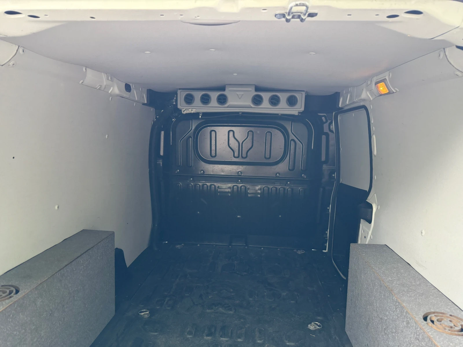 Opel Combo 1.3tdci дълга база, охлаждащ товарното помещение. - изображение 10
