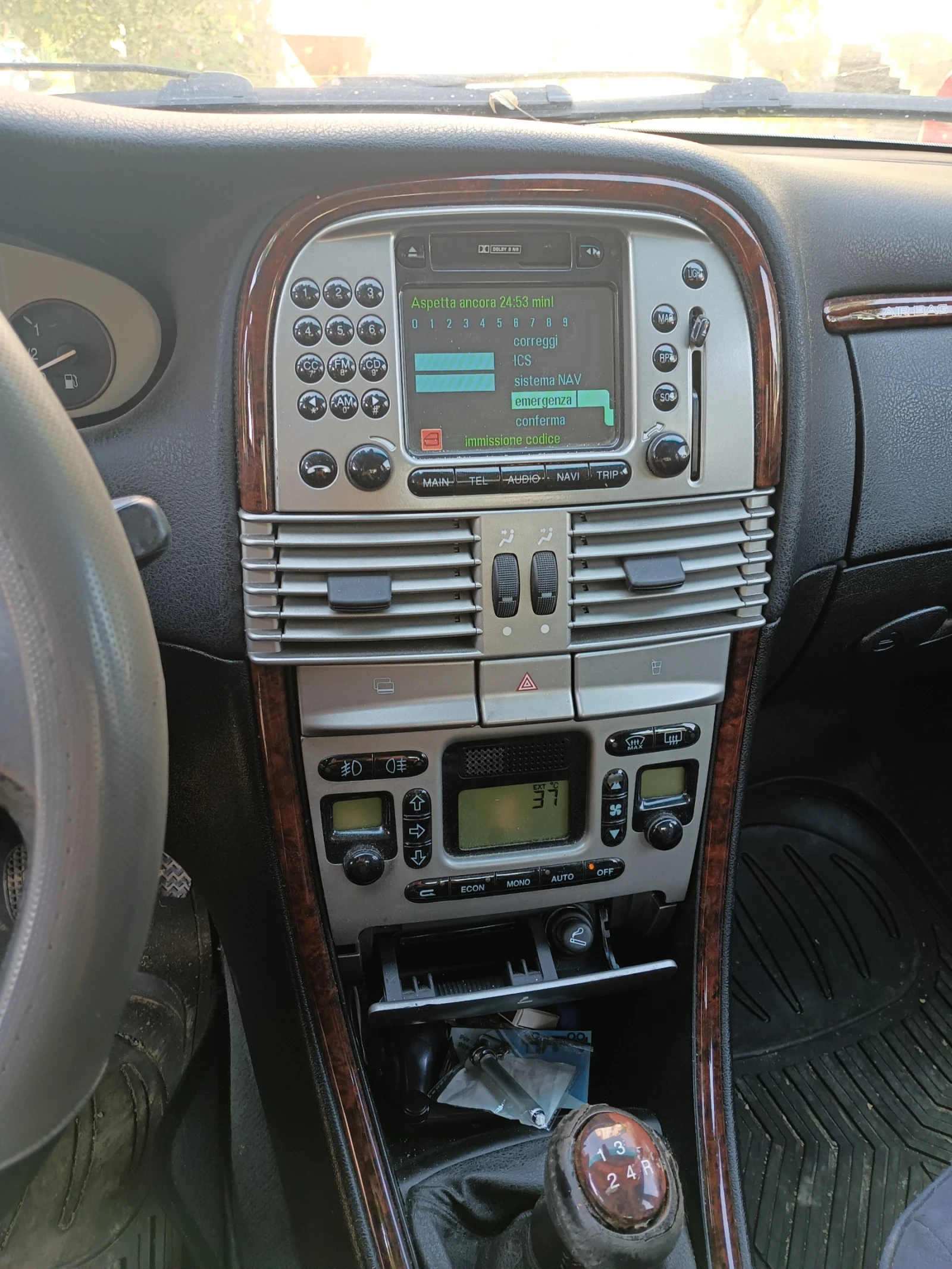 Lancia Lybra Седан - изображение 7