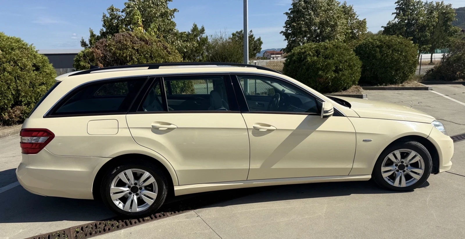 Mercedes-Benz E 220  - изображение 7