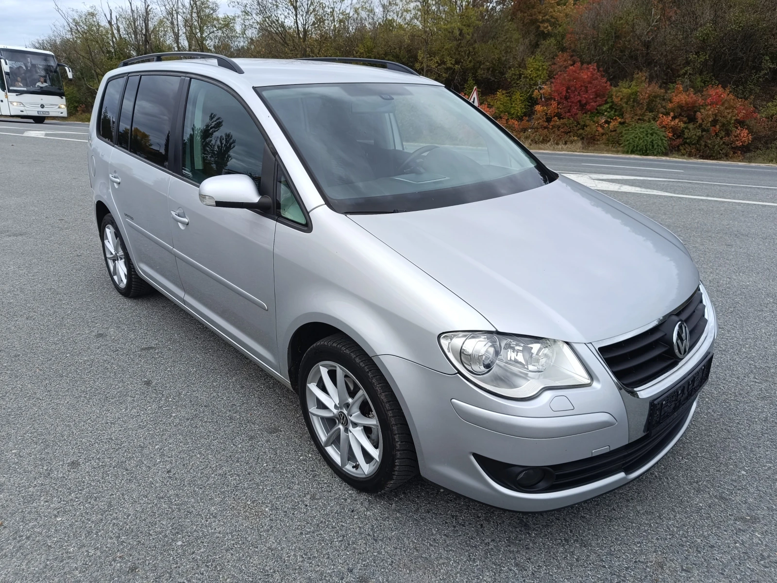 VW Touran 2.0TDI 140 DSG 8V - изображение 3