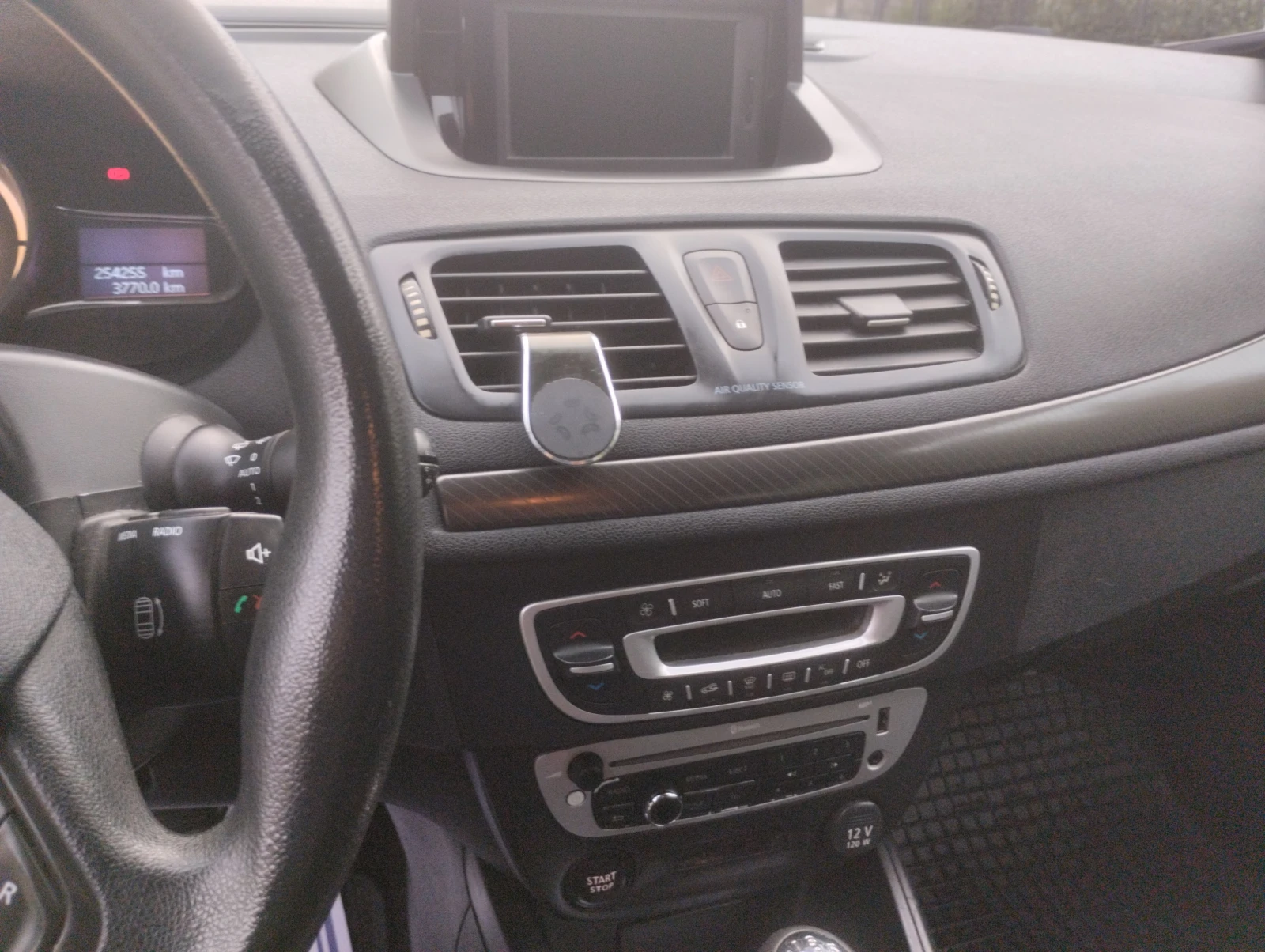 Renault Megane  - изображение 7