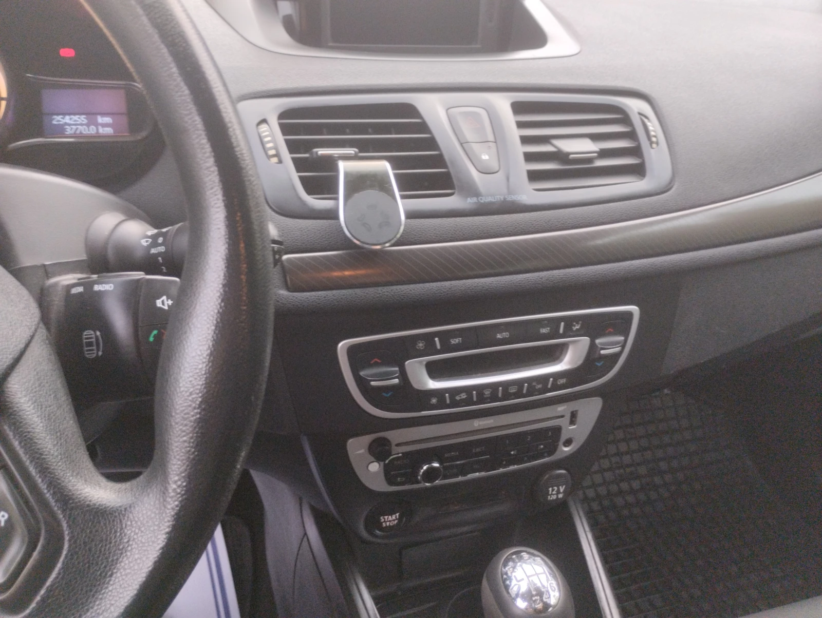 Renault Megane  - изображение 8