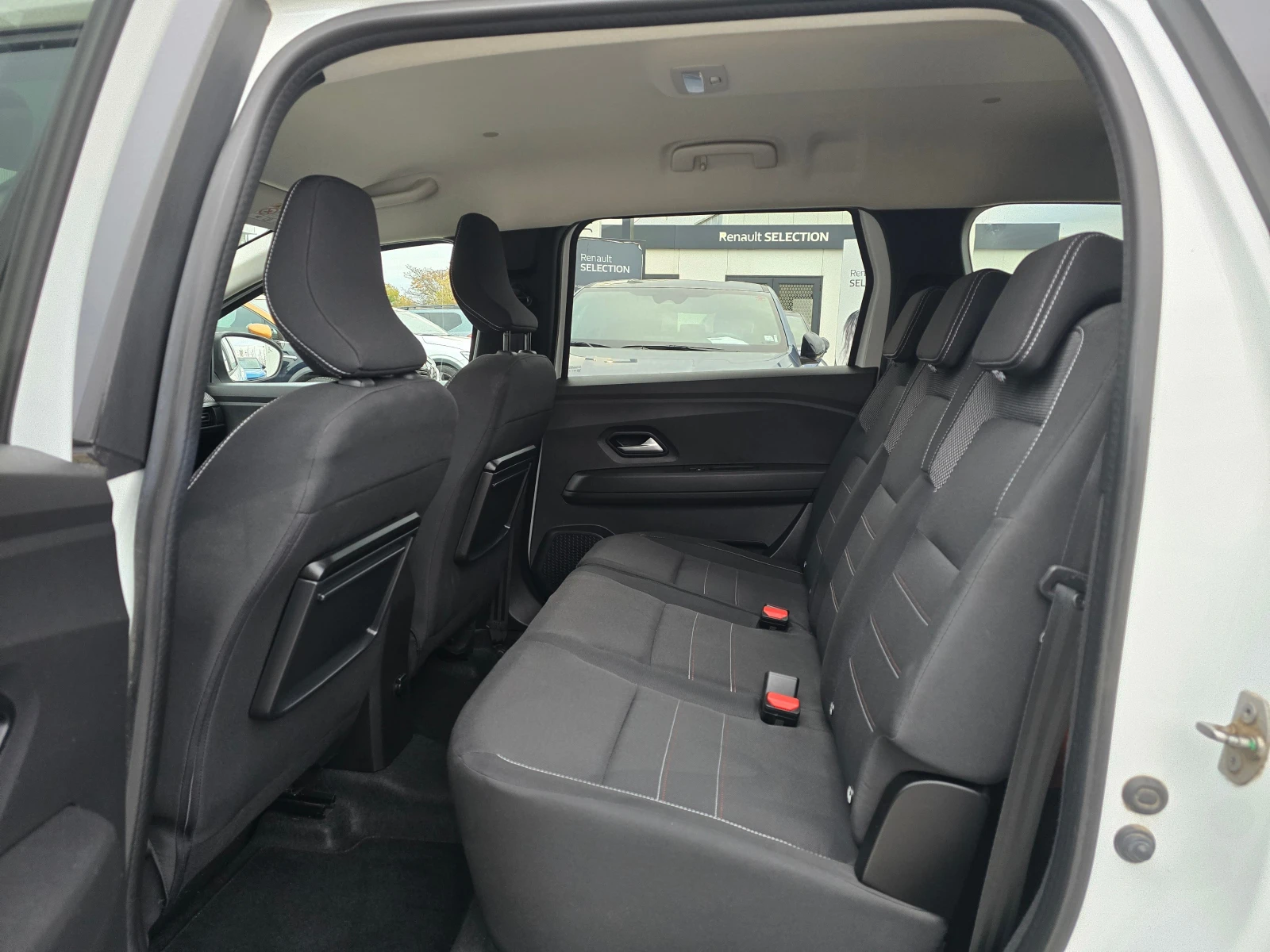 Dacia Jogger 1.0 Tce/LPG Extreme - изображение 7