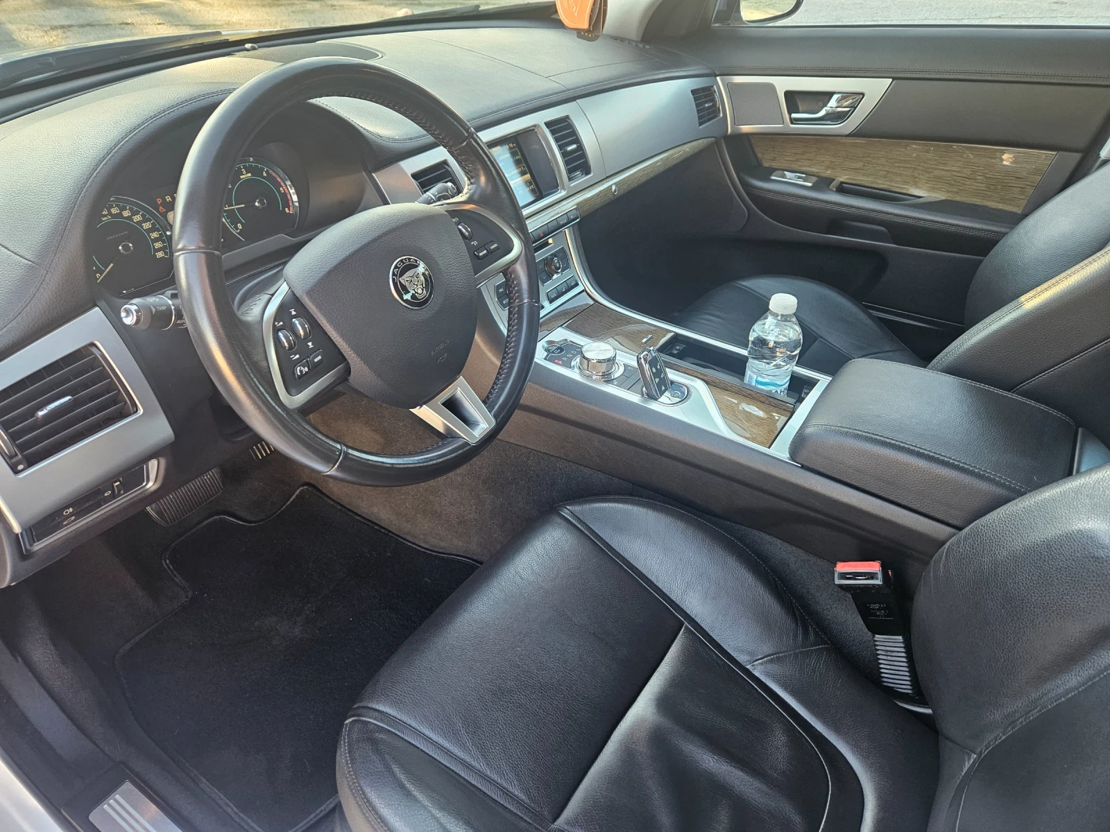 Jaguar Xf  - изображение 8