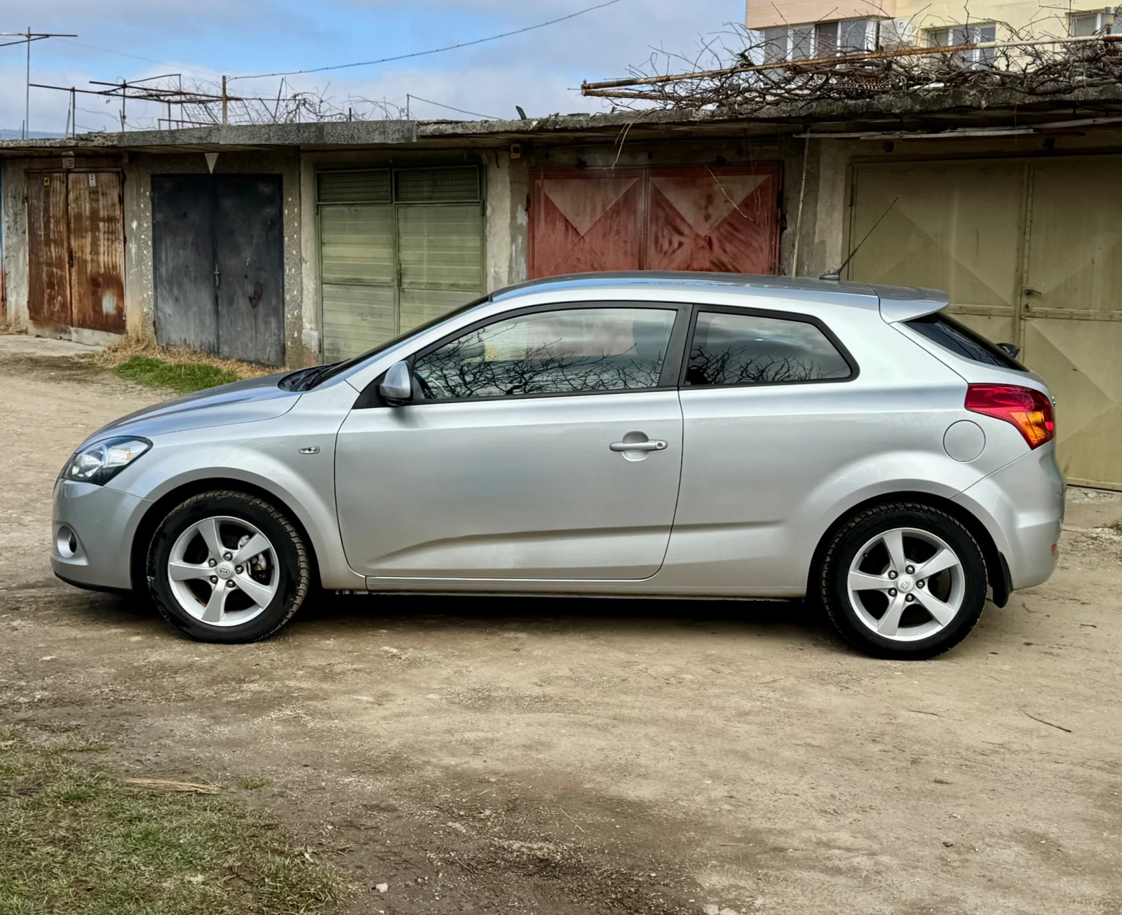 Kia Ceed 146 000��.* 1.4 ������* Sport Edition* ����������� | Mobile.bg � ����������� 3