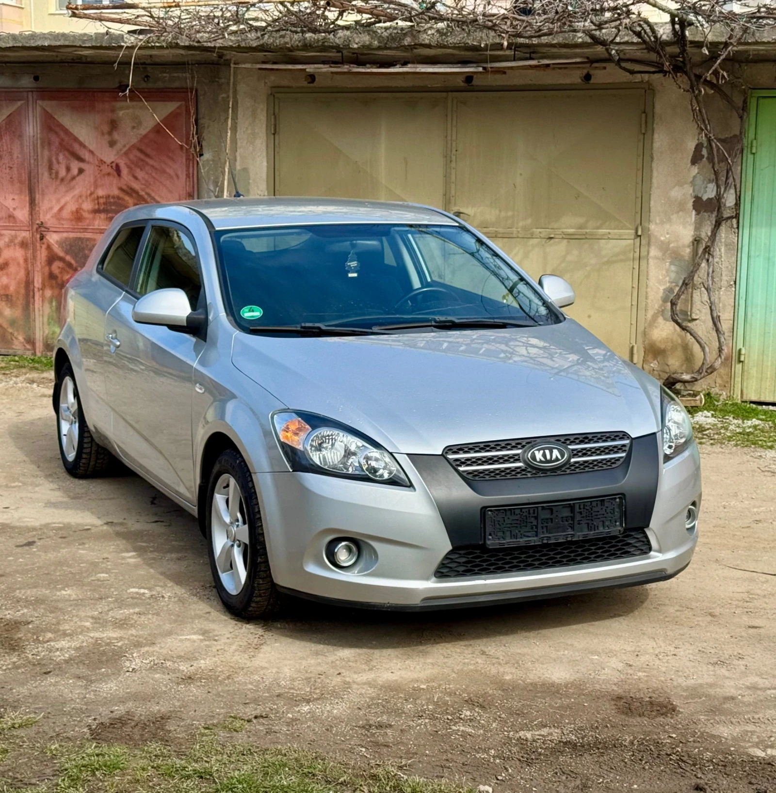 Kia Ceed 146 000��.* 1.4 ������* Sport Edition* ����������� | Mobile.bg � ����������� 8