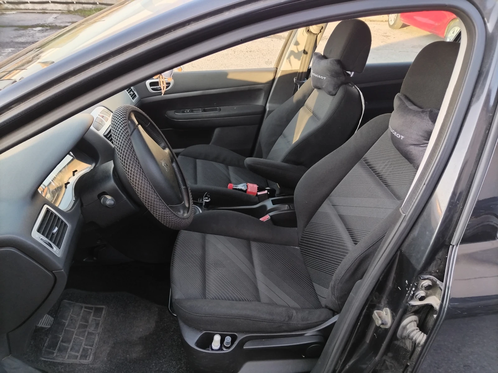 Peugeot 307 HDi 1.6 facelift , снимка 9 - Автомобили и джипове - 53755356