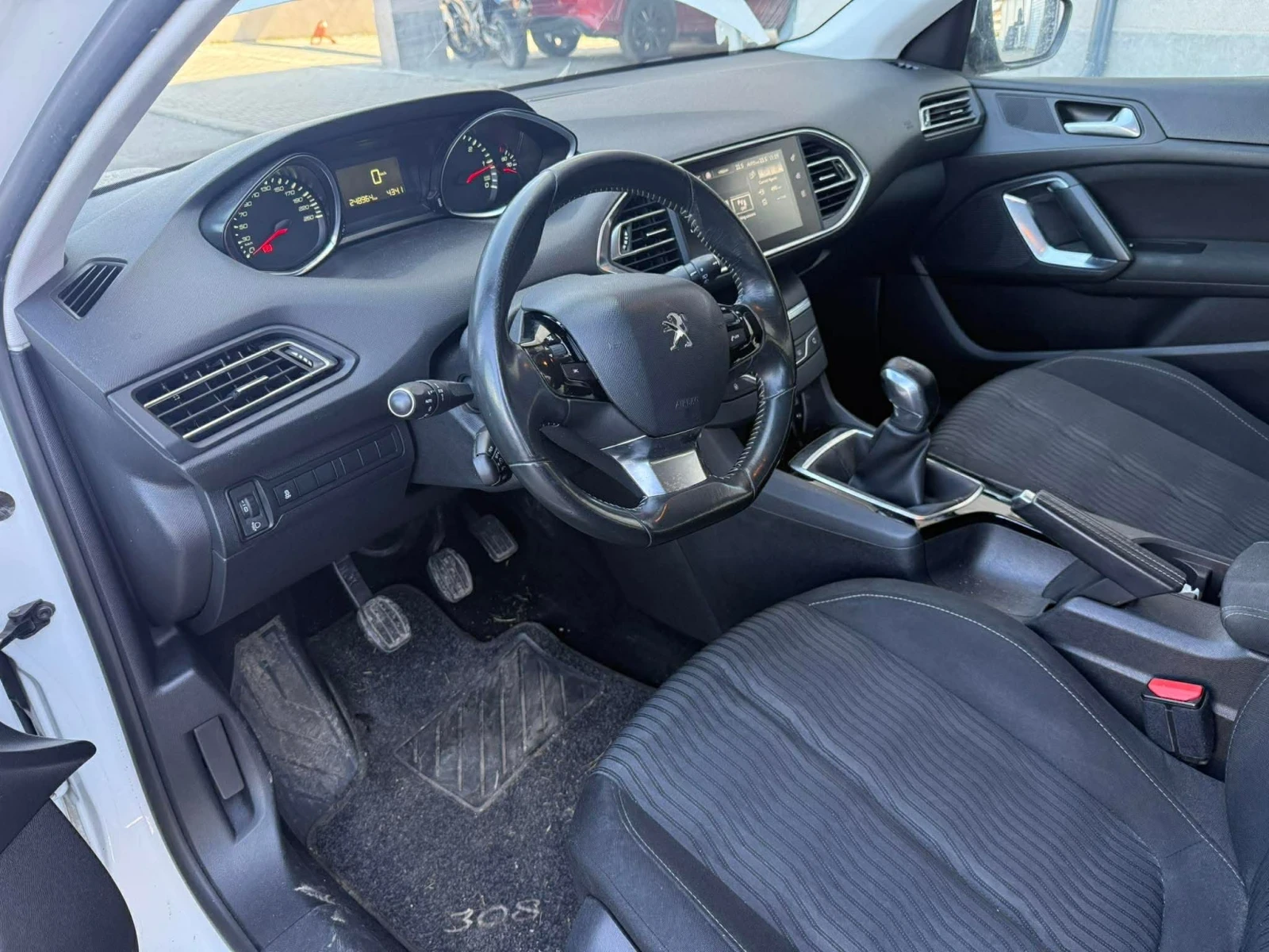 Peugeot 308, снимка 6 - Автомобили и джипове - 53773234