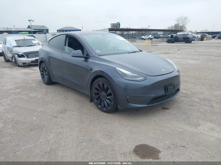 Tesla Model Y Performance Dual Motor All-Wheel Drive
