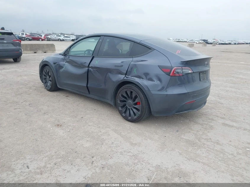 Tesla Model Y Performance Dual Motor All-Wheel Drive, снимка 3 - Автомобили и джипове - 53817468