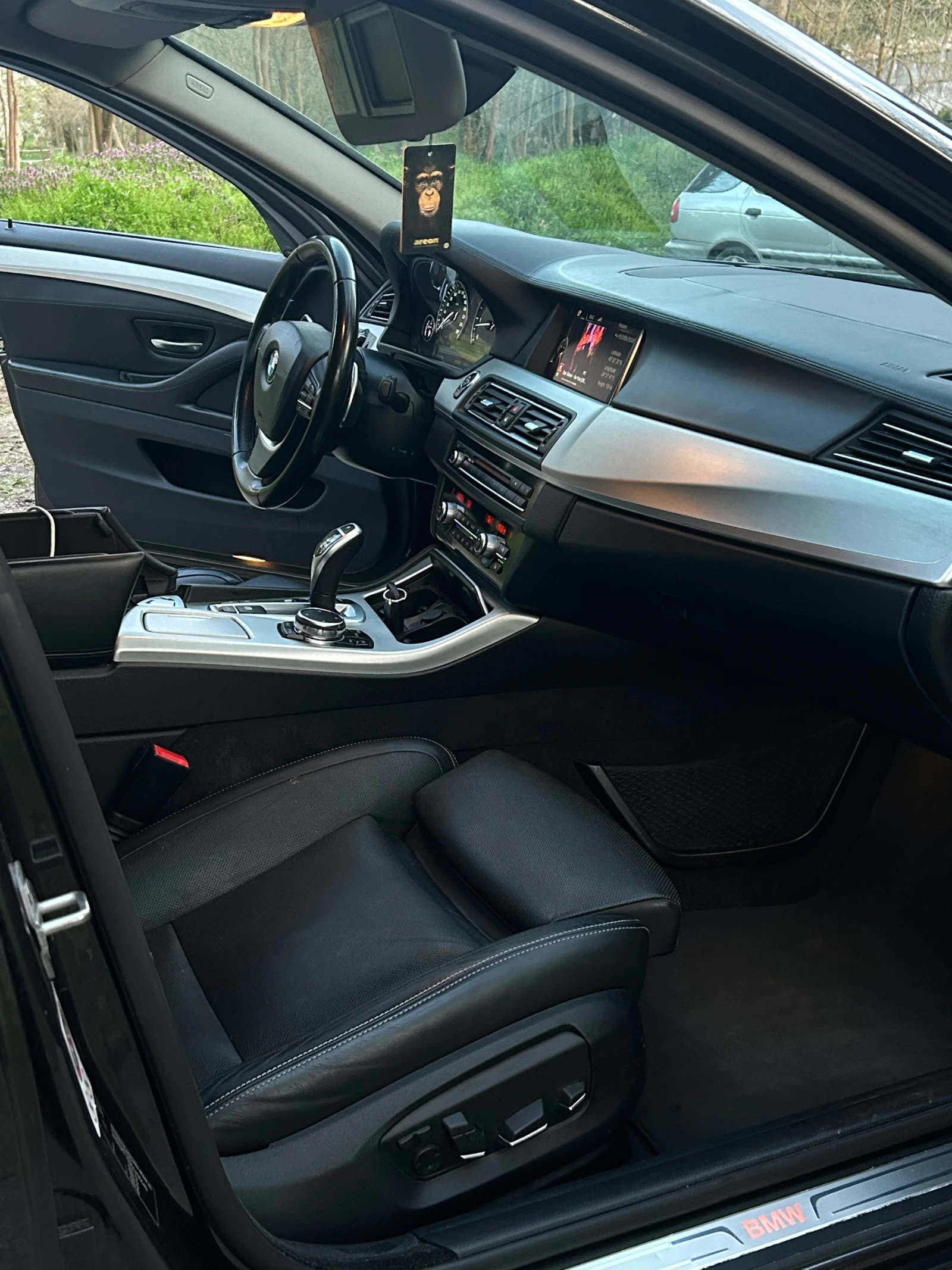 BMW 535 xDrive, снимка 8 - Автомобили и джипове - 54127951