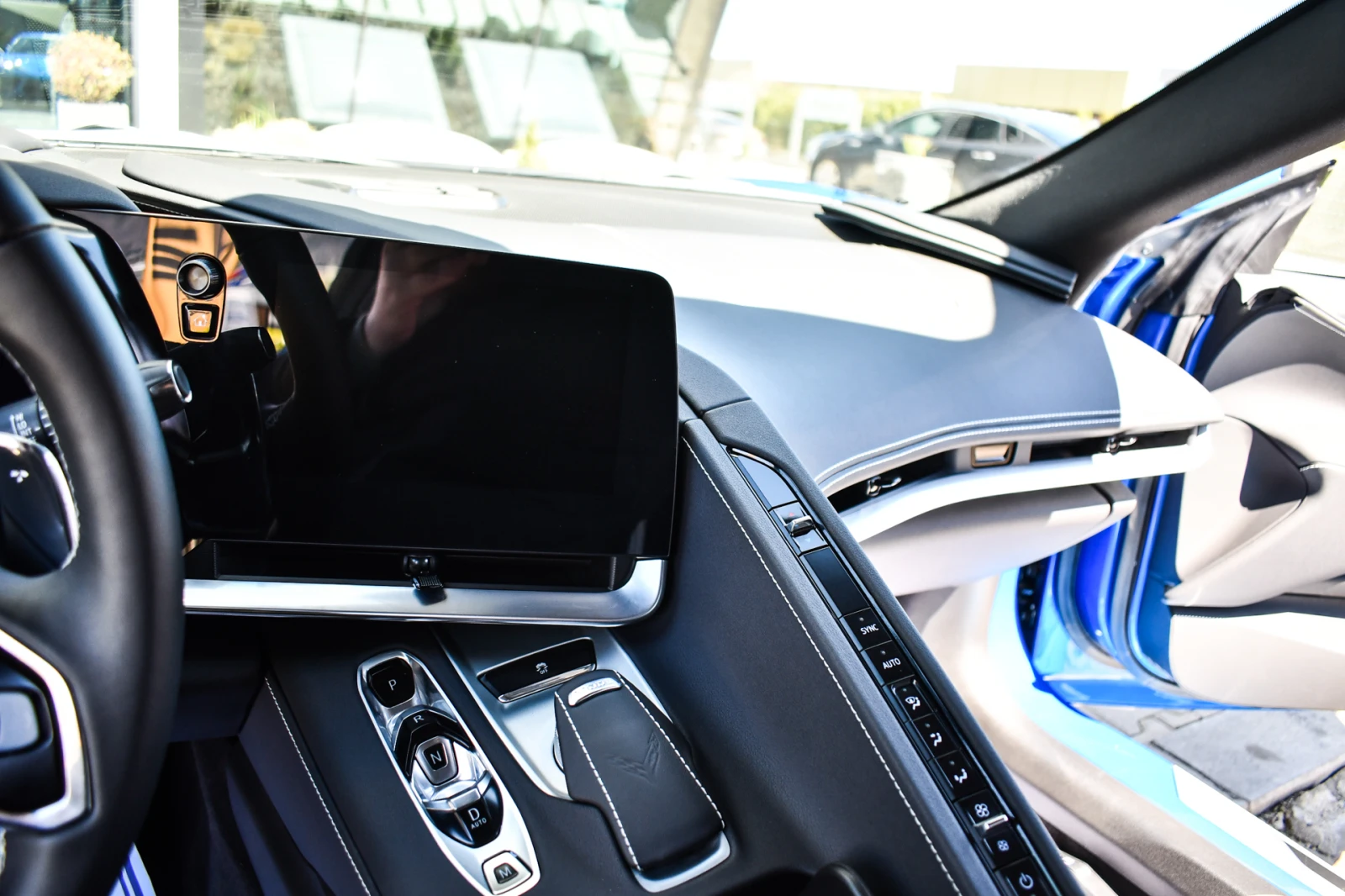 Chevrolet Corvette C8, 6.2L V8, Stingray RWD 1LT Z51 Performance pack, снимка 15 - Автомобили и джипове - 54159866