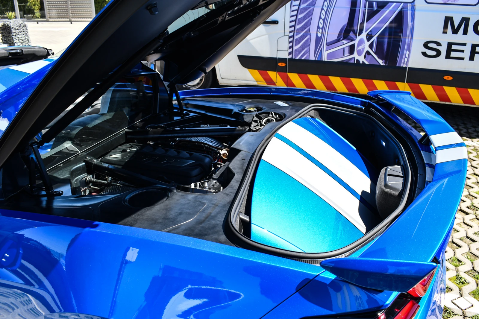 Chevrolet Corvette C8, 6.2L V8, Stingray RWD 1LT Z51 Performance pack, снимка 10 - Автомобили и джипове - 54159866