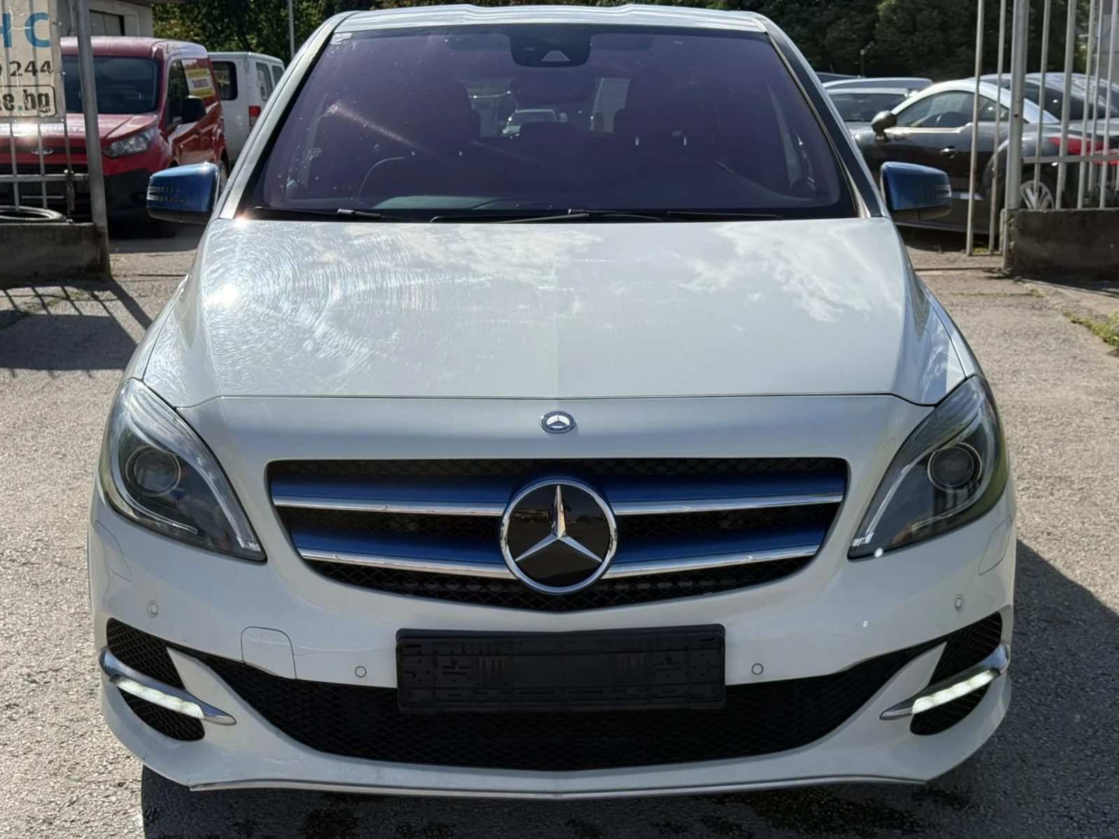 Mercedes-Benz B 250 B 250 E