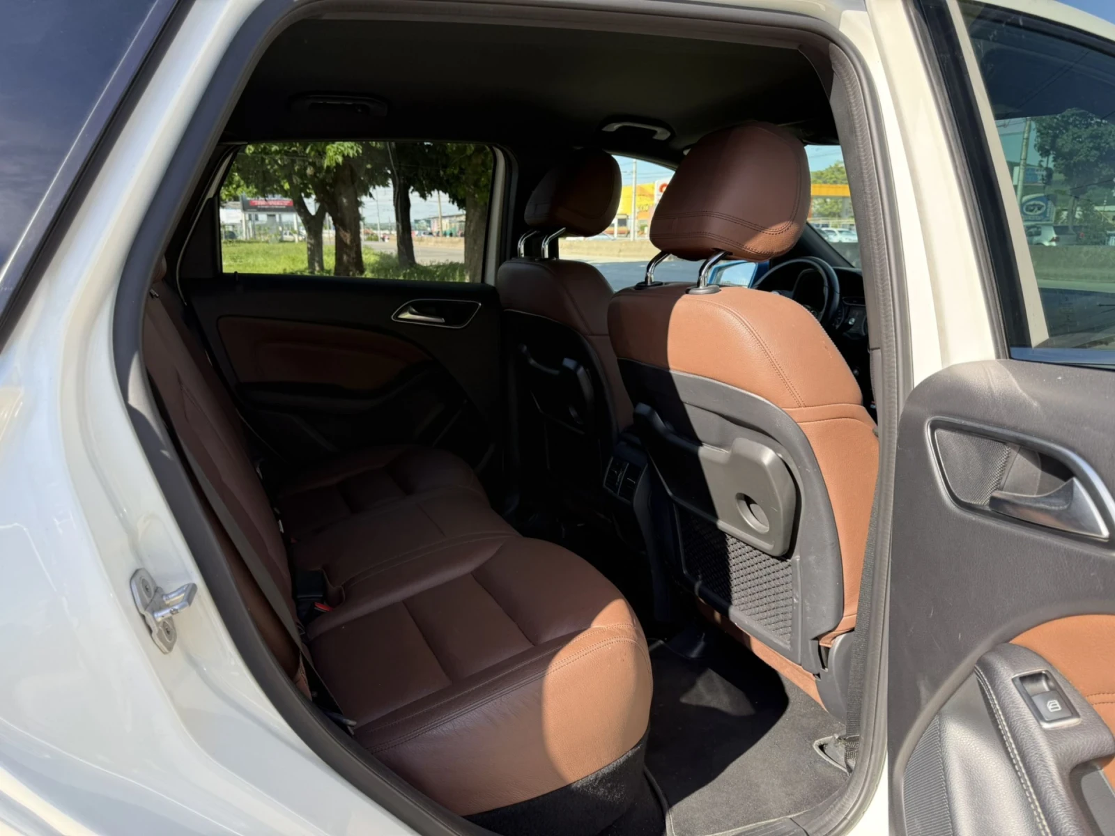 Mercedes-Benz B 250 B 250 E, снимка 15 - Автомобили и джипове - 54565463