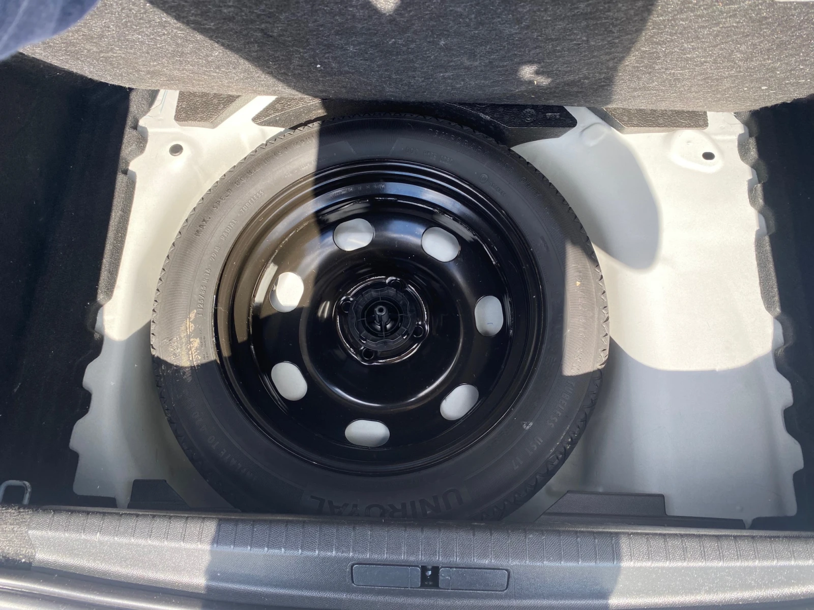 Opel Corsa 1.5 Hdi, снимка 13 - Автомобили и джипове - 54609540