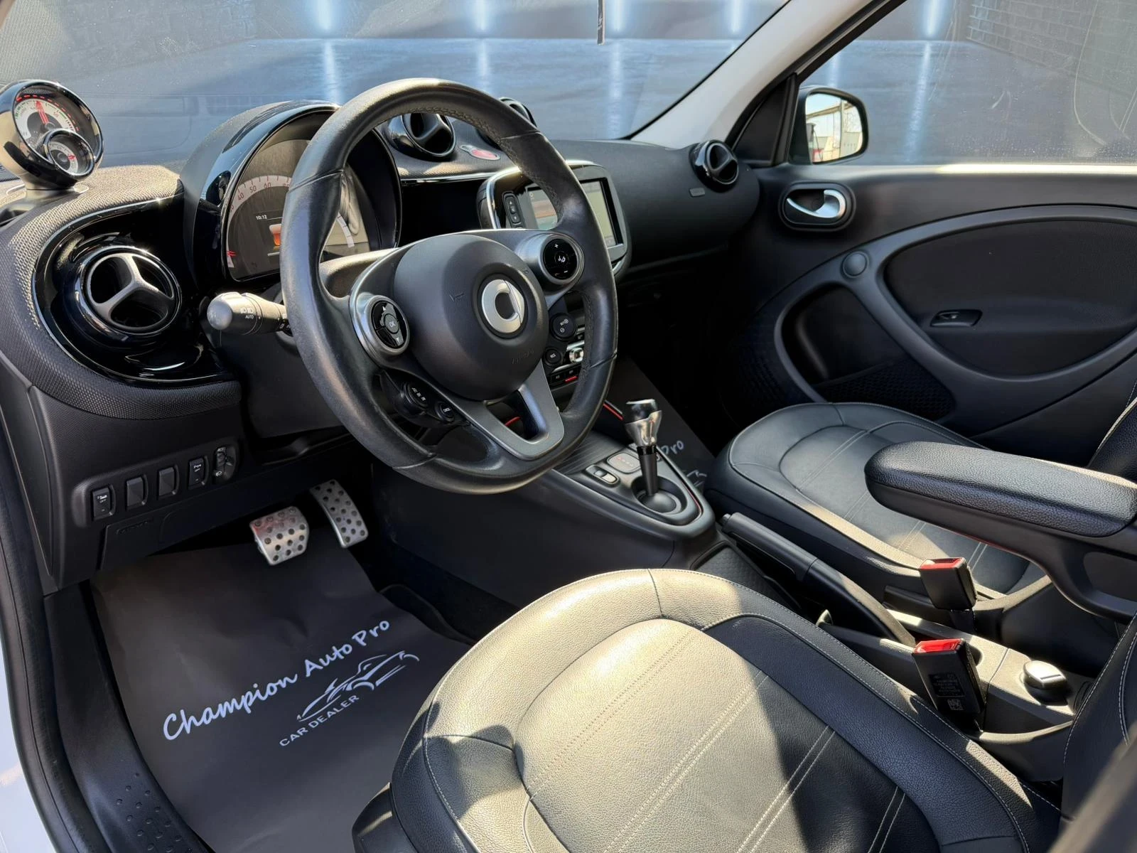 Smart Forfour EQ22 Edition One Brabus, снимка 7 - Автомобили и джипове - 54786043