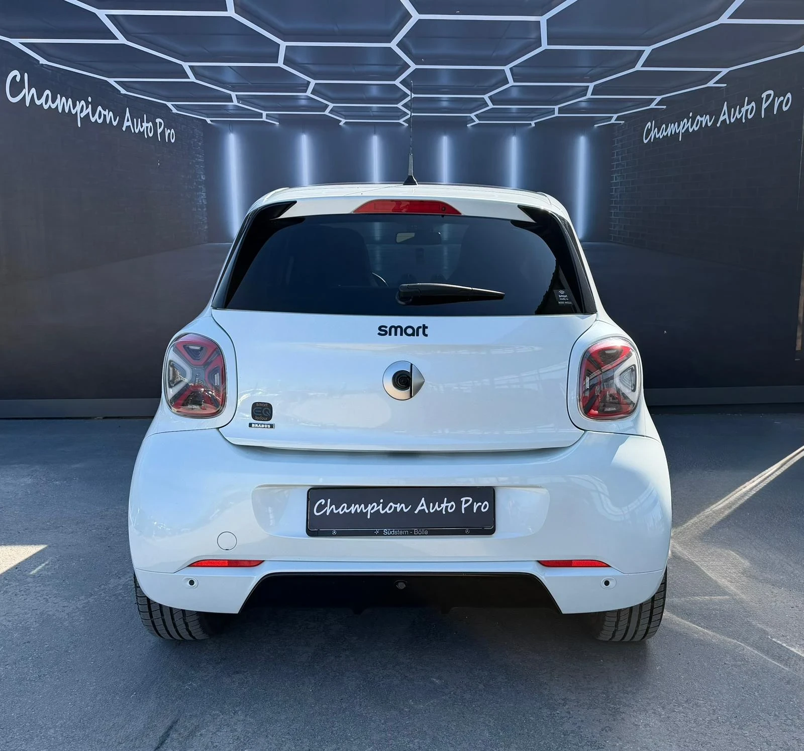 Smart Forfour EQ22 Edition One Brabus, снимка 4 - Автомобили и джипове - 54786043