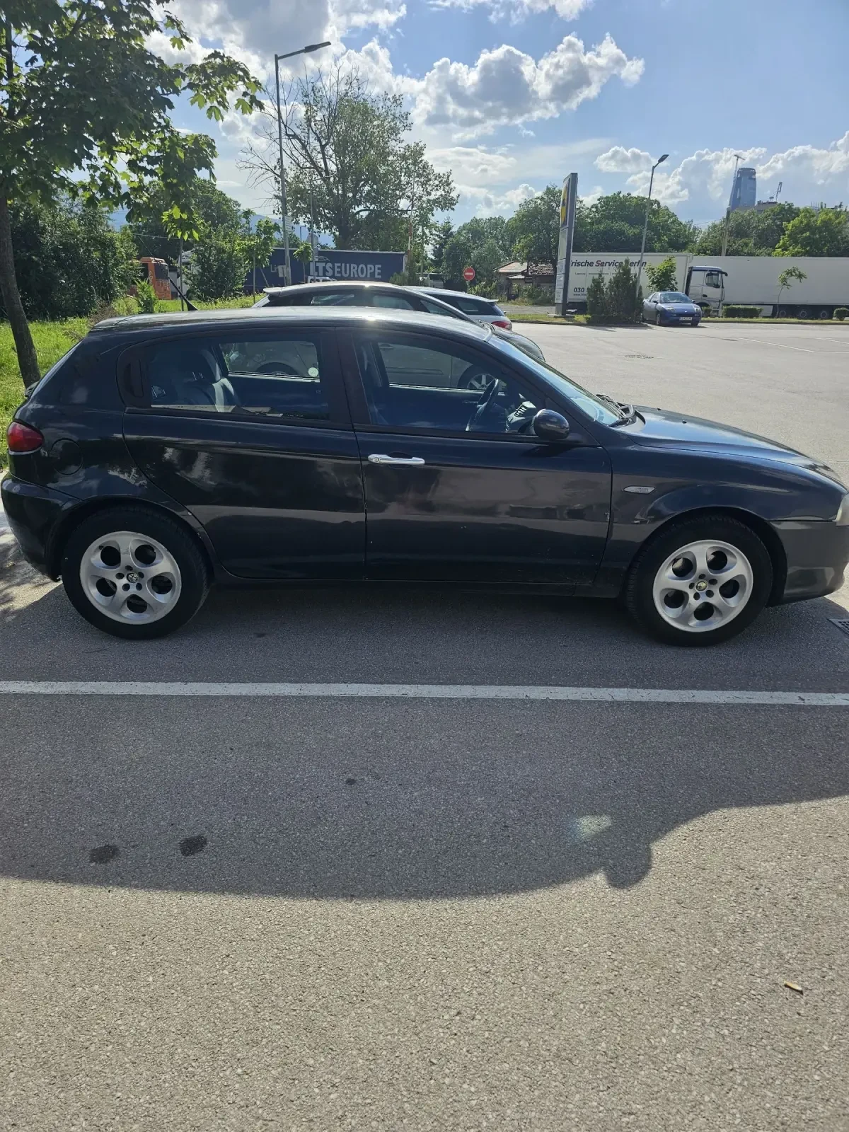 Alfa Romeo 147 1.6 Twin Spark , снимка 2 - Автомобили и джипове - 54890055