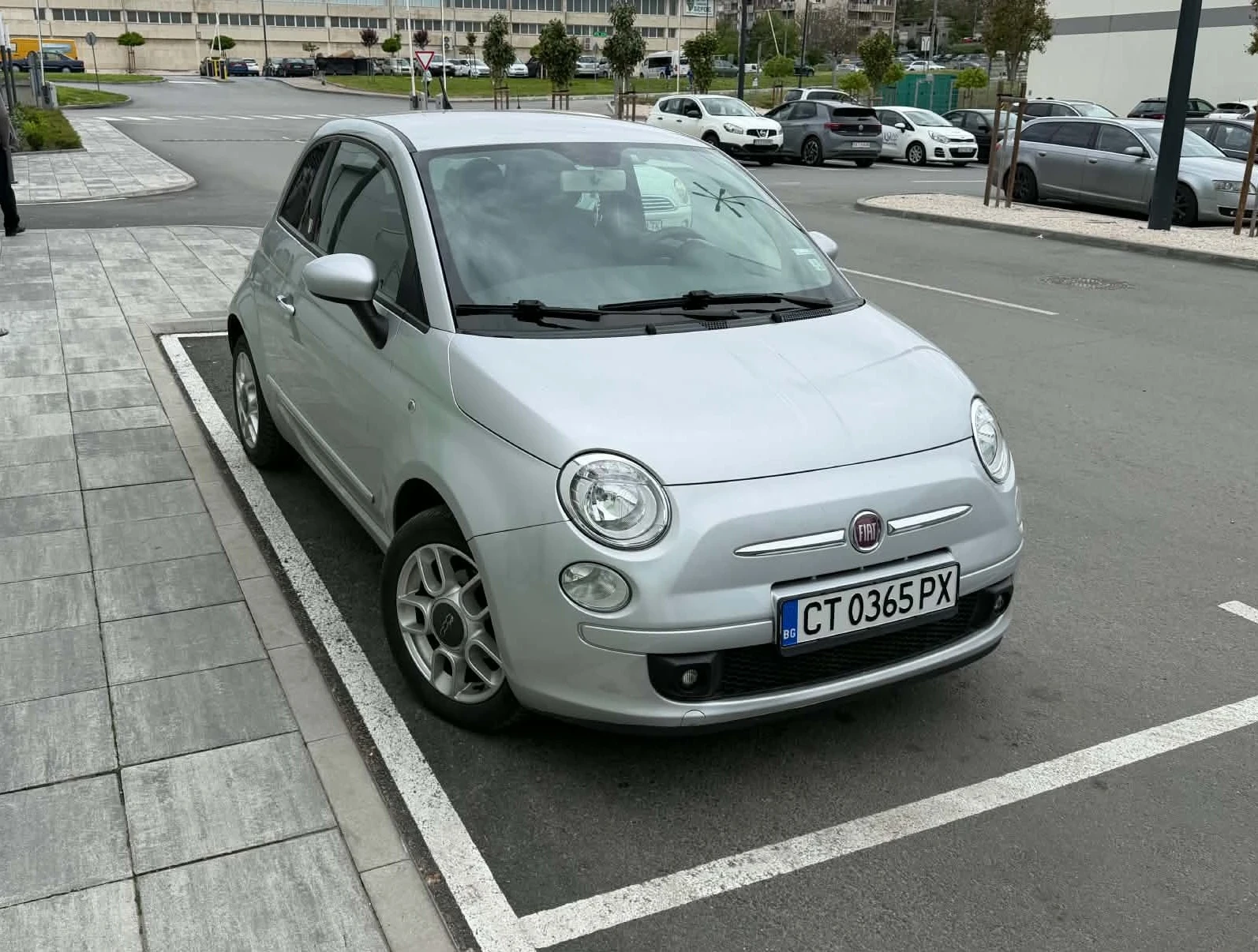Fiat 500 ОТЛИЧЕН ! 