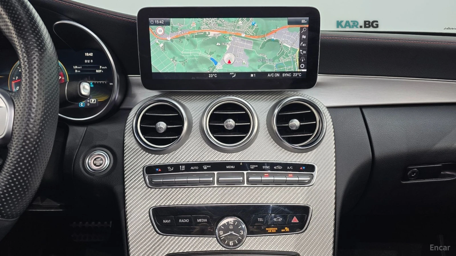 Mercedes-Benz C 43 AMG 4MATIC* PANO* КОЖА* ПОДГРЕВ* HEAD UP* 360* ДИСТРОН, снимка 13 - Автомобили и джипове - 54972744